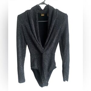 H&M Gold Label Black & White Long-Sleeved Draped V-Neck Sparkle Bodysuit Sz 2